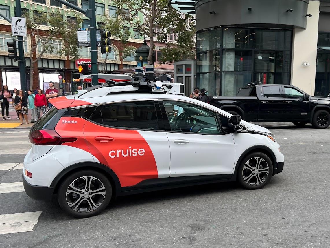 A Cruise automated vehicle testing on the streets of San Francisco.